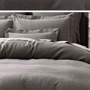 NWT Restoration Hardware Stonewashed 100% Belgian Linen King Sham, Graphite Grey